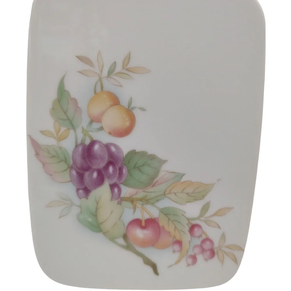 Winrose‎ Collection Porcelain Cutting Board Hand Decorated Small Fruit MCM